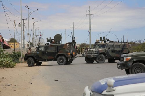 A road is blocked after Al-Qaeda affiliated al-Shabaab militants stormed the Ballidogle American special forces military base roughly 100 kilometers northwest of Mogadishu using vehicle bombs followed by sporadic gunfire from fighters in Mogadishu, Somalia on September 30, 2019 [Sadak Mohamed / Anadolu Agency]