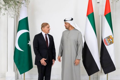 President of the United Arab Emirates (UAE) Mohamed bin Zayed Al Nahyan (R) meets Prime Minister of Pakistan, Shehbaz Sharif (L) in Abu Dhabi, United Arab Emirates on January 12, 2023 [UAE Presidential Court - Anadolu Agency]