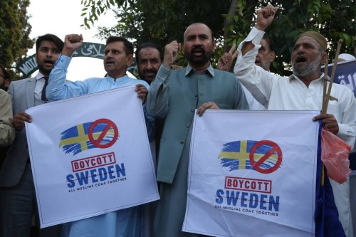 Muslims stage a demonstration, organized by Jamaat-e-Islami Party, against the burning of Holy Quran by an extremist in Stockholm, in Islamabad, Pakistan on July 03, 2023 [Muhammed Semih Uğurlu - Anadolu Agency ]