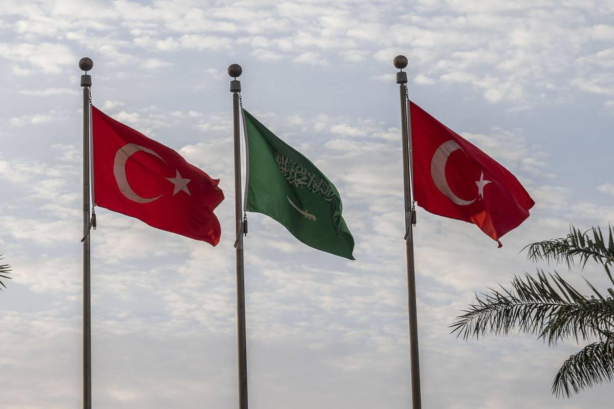 Turkish flag is raised as Turkish President Recep Tayyip Erdogan (not seen) arrives in Jeddah, Saudi Arabia [Emin Sansar - Anadolu Agency]