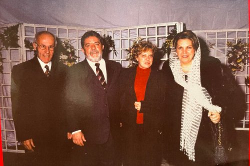 Former Brazilian President Lula da Silva and his wife with President of the Islamic Charitable Association Mohamad Nassib Mourad and his wife. [Archive photo]