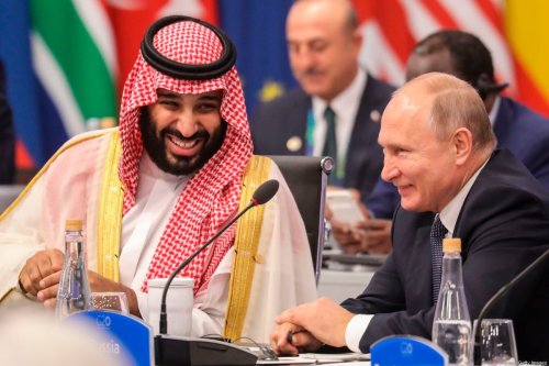 Russia's President Vladimir Putin (R) and Saudi Arabia's Crown Prince Mohammed Bin Salman in Buenos Aires, on 30 November 2018 [LUDOVIC MARIN/AFP/Getty Images]