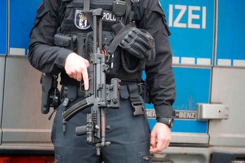 A police officer in Berlin, Germany on 30 April 2020 [ODD ANDERSEN/AFP/Getty Images]