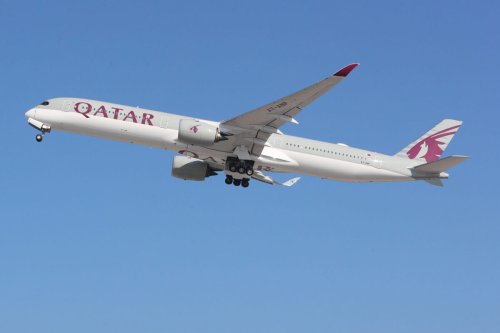 A Qatar Airways Airbus A350 airplane. [KARIM JAAFAR/AFP via Getty Images]