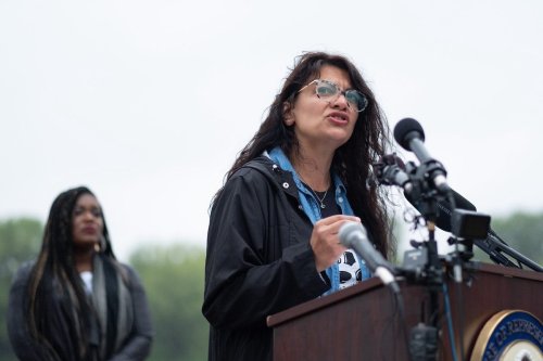 Representative Rashida Tlaib, a Democrat from Michigan, speaks during a news conference in Minneapolis, Minnesota, U.S., on Friday, 3 Sept. 2021. [Tim Evans/Bloomberg via Getty Images]