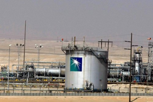 A general view shows the Saudi Aramco oil facility in Dammam city, 450 kms east of the Saudi capital Riyadh, 23 November 2007. [AFP PHOTO/HASSAN AMMAR / Getty]