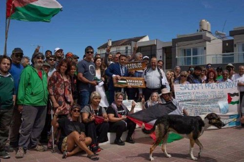 Dozens of Argentinian and Palestinian people celebrate after a street in Santa Clara del Mar is renamed ‘Palestine Street’ in November 20222 [Palestinian embassy in Argentina]