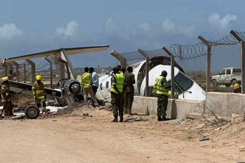 Several injured as passenger plane crashes at airport in Somalia