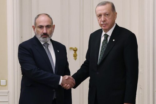 Thumbnail - Turkiye and Armenia leaders hold historic meeting
